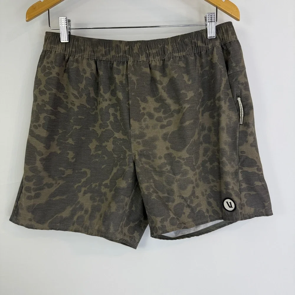 Vuori Cape Short Men Large Olive Green Camo V369 6